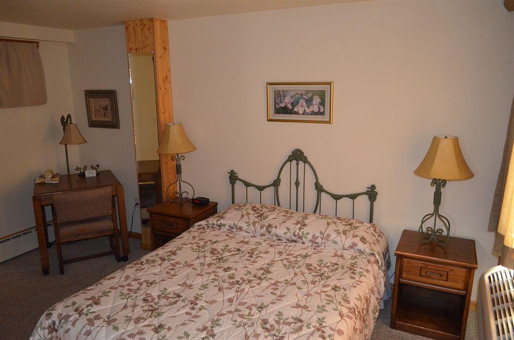 Curriers Lakeview Lodge Rice Lake المظهر الخارجي الصورة