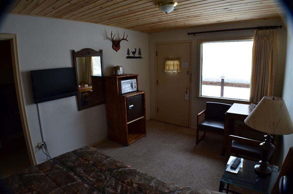 Curriers Lakeview Lodge Rice Lake المظهر الخارجي الصورة