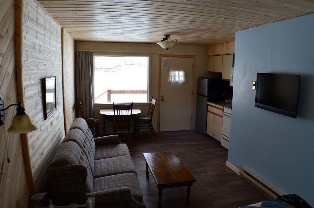 Curriers Lakeview Lodge Rice Lake المظهر الخارجي الصورة