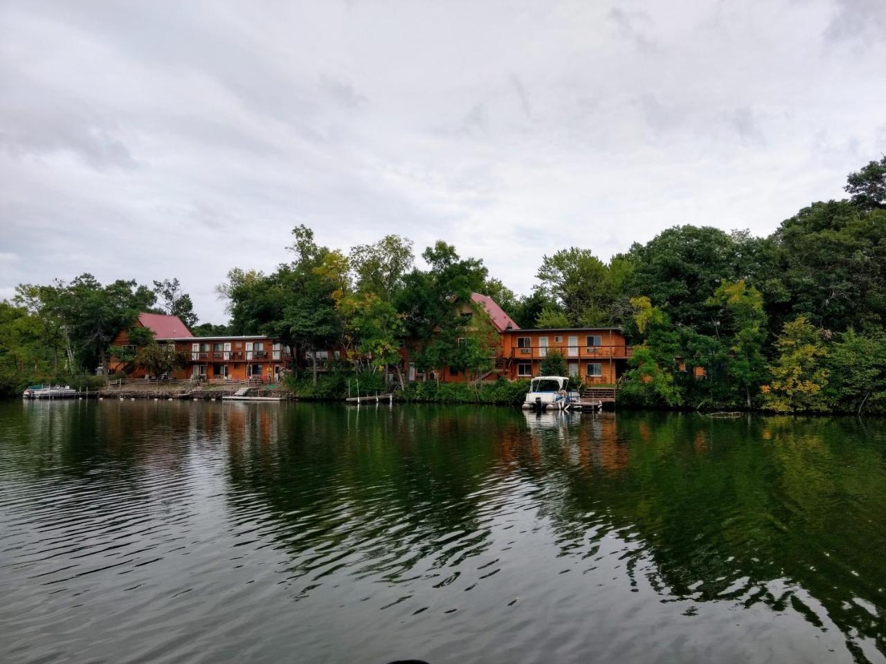 Curriers Lakeview Lodge Rice Lake المظهر الخارجي الصورة