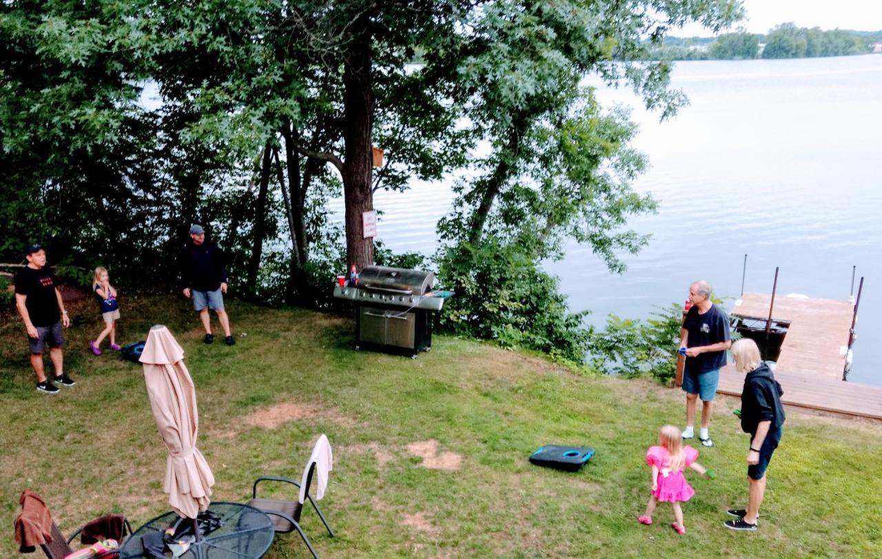 Curriers Lakeview Lodge Rice Lake المظهر الخارجي الصورة