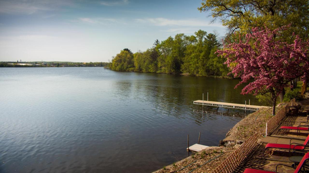 Curriers Lakeview Lodge Rice Lake المظهر الخارجي الصورة