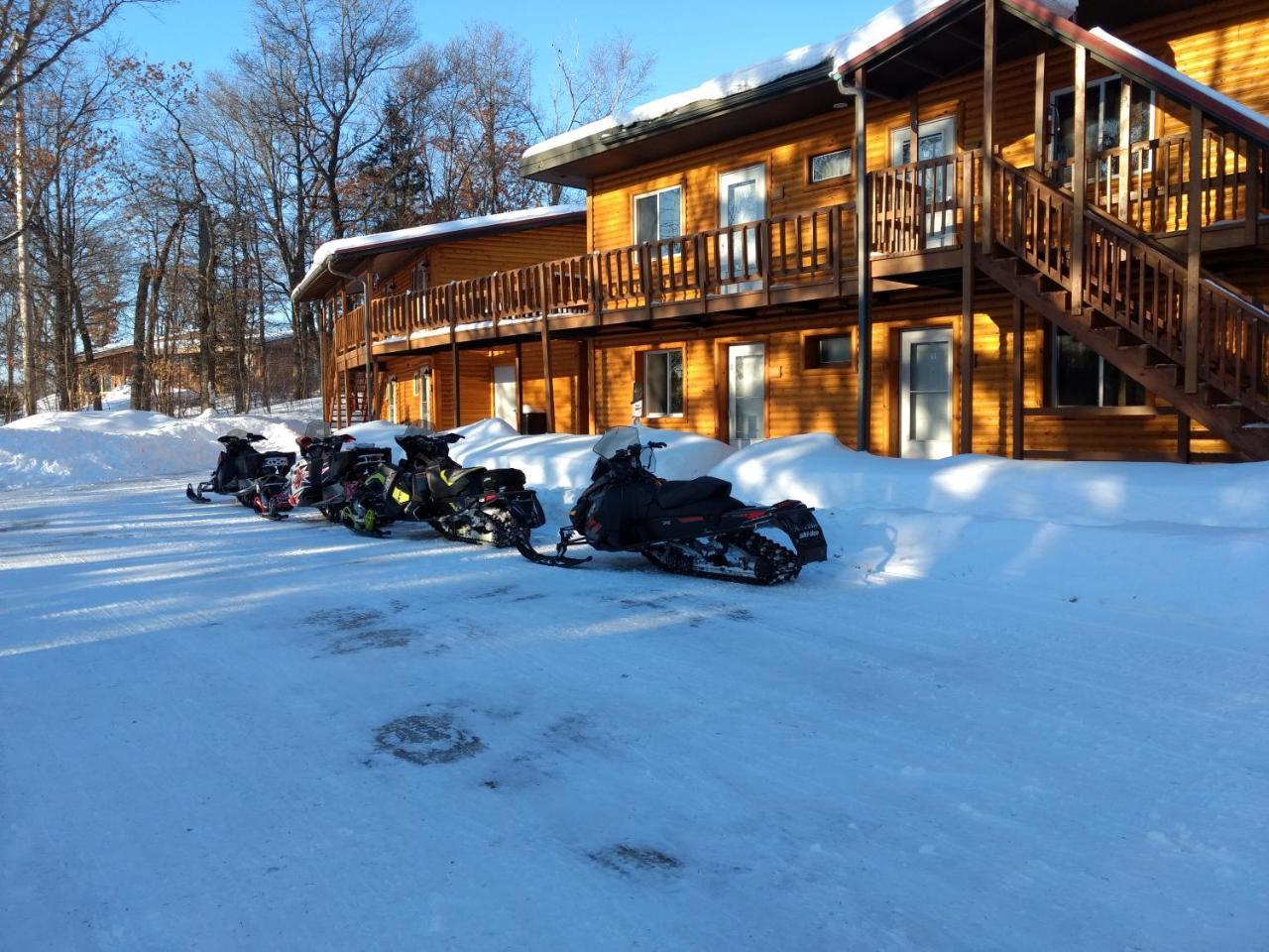 Curriers Lakeview Lodge Rice Lake المظهر الخارجي الصورة